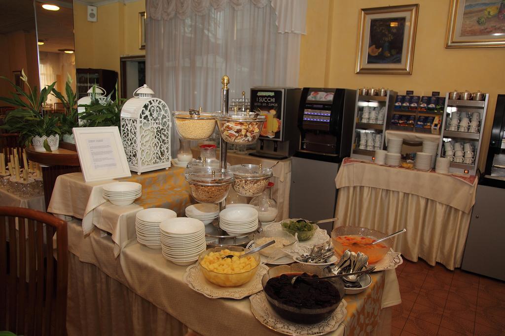 Hotel Diana Grado Zewnętrze zdjęcie